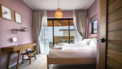 Songkhla Villa | Luxurious 3BR Villa with Infinity Pool Sea View