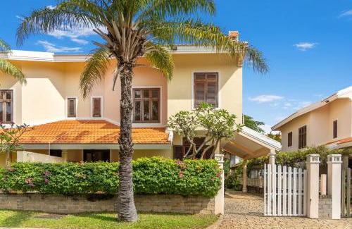 Phu Hai Beach Villa | Luxurious 3BRVilla Domaine Mui Ne with Pool & Tennis Court Access