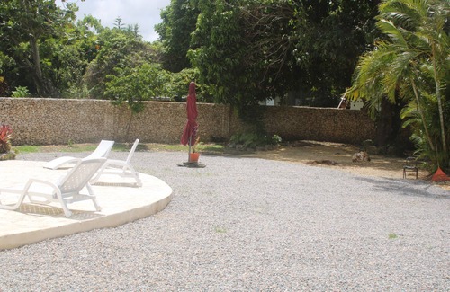 El Breton Villa | Luxurious 5-bedroom villa with WiFi, Pool, Jacuzzi and AC enchanting Cabrera