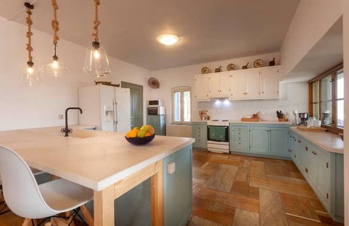 Papadhianika Villa | Luxurious 6-bedroom villa with large sea-view balconies, near Monemvasia & Mani