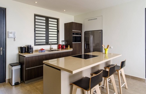 St. Marie Condo | Luxurious Apartment w/Seaview & pool - 5 minutes from the beach - Coral Estate