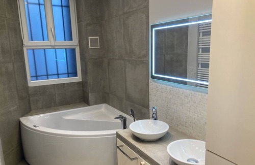 Passy Apartment | Luxurious apartment full of charm next to the docks and the Bir Hakeim bridge