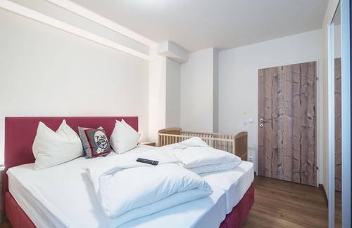 Gosau Apartment | Luxurious Apartment in Gosau near Ski Area