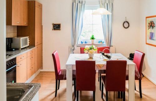 Ortsmitte Apartment | Luxurious Apartment in Medebach near public pool