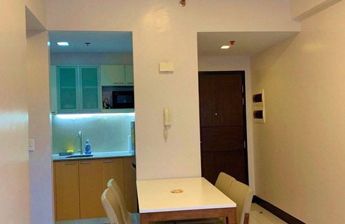 Lapu-Lapu Condo | Luxurious Beach View Condo Unit