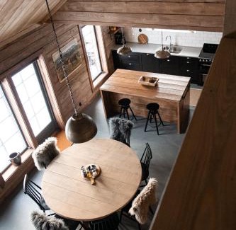 Vemdalen Villa | Luxurious cottage with sauna overlooking mountains