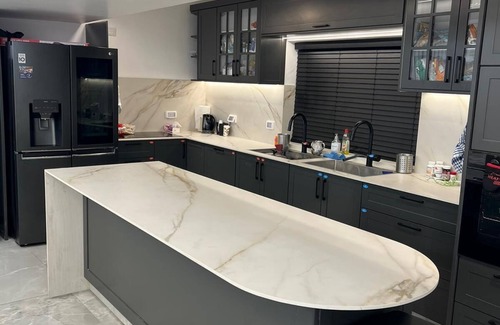 Old City Apartment | Luxurious Duplex in heart of Old City