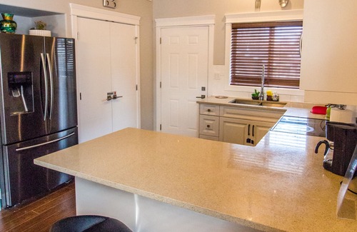 Saskatoon House | Luxurious former show home - 10 minutes from the downtown and airport