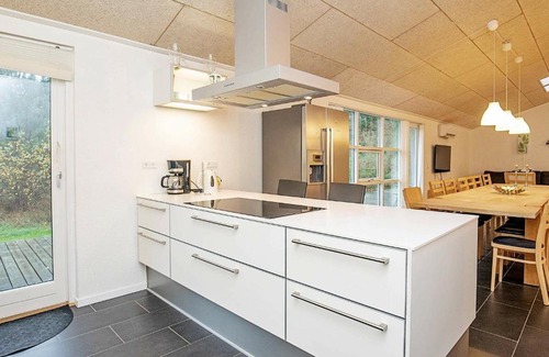 Øster Melholt House | Luxurious Holiday Home in Hals with Sauna