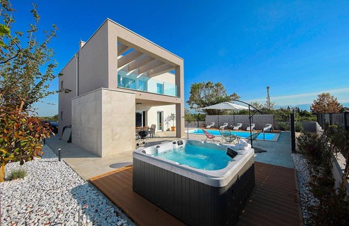 Zaton House | Luxurious home in Zaton