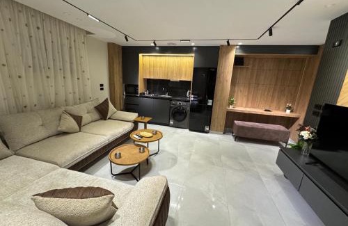 Agouza Apartment | Luxurious hotel suite in Mohandessinجناح فندقي فاخر بالمهندسين مدخل خاص دور ارضي