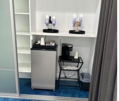 Point Loma Heights House | Luxurious Master Suite in Ocean Beach