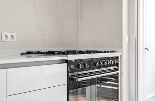 Markgrave Apartment | Luxurious Modern Apartment in Antwerp, Belgium