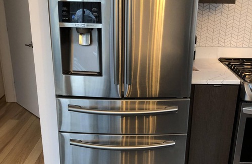 Ashley Falls House | Luxurious Mountain Retreat - Private 40-Acre Family Haven