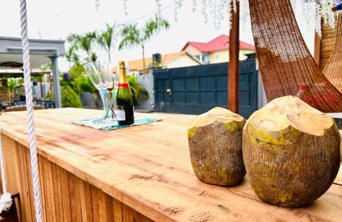 Madina Villa | Luxurious Nubian Villa with a Stunning Private Pool , Hot Tub and Bar