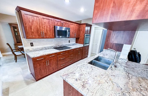 Ludlam Villa | Luxurious Oasis + Heated Salt Pool + Pool Table