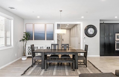 San Marcos House | Luxurious Retreat – Minutes to Beaches, Legoland, Views & All San Diego Offers!