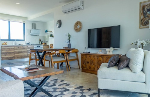 Bahceli Apartment | Luxurious Seafront Penthouse