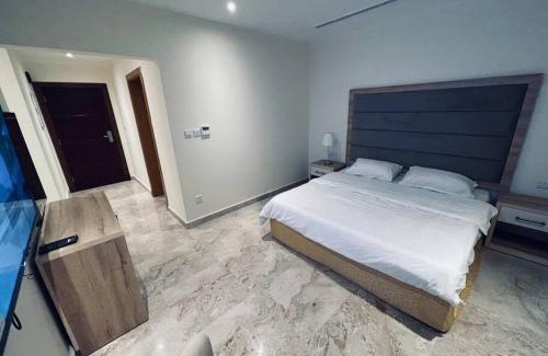 Al-Rawdah Apartment | Luxurious, self-enter apartment