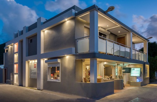 Grand Case Apartment | Luxurious studio in the heart of Grand Case, 20 meters from the beach, studio 3