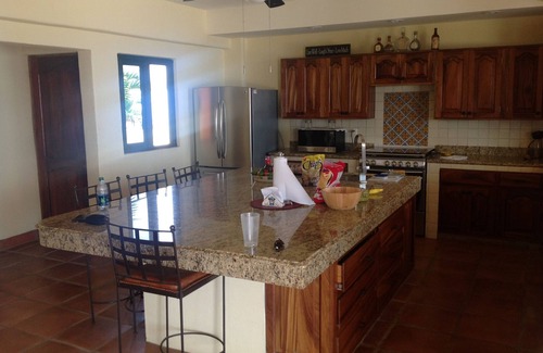 Isla Navidad Villa | Luxurious Villa on Pacific Coast of Mexico Near Manzanillo and Barra de Navidad