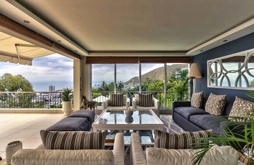 Fresnaye Villa | Luxurious Villa w Stunning Sea Views Noni Villa