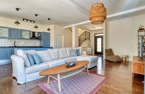 Bjelila Villa | Luxurious Villa with Pool in Lustica