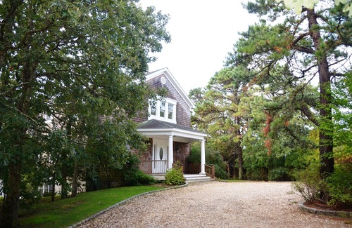 Shinnecock Hills House | Luxurious Waterfront Retreat in Southampton: Breathtaking Views, Pool, and More!