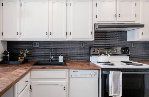 Old Town Alexandria House | Luxuriously Restored Loft in Old Town Alexandria