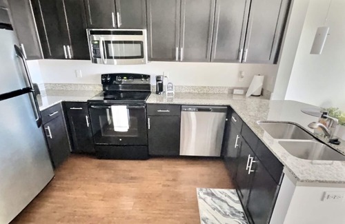 Frisco Apartment | Luxury 1 bedroom Apartment with pool