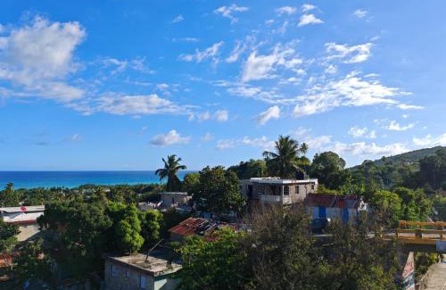 Paraiso Apartment | Luxury 2 Bedroom Apartment with mountain views, near the Beach in Paraiso, Barahona