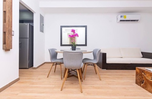 Marbella Condo | Luxury 2 bedroom apt free parking