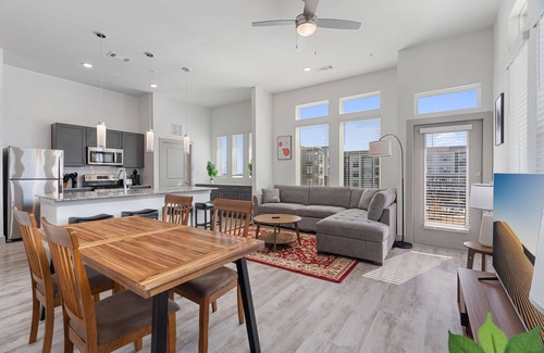 Stony Ridge North Apartment | Luxury 2BD/2BA Next to Airport 0838