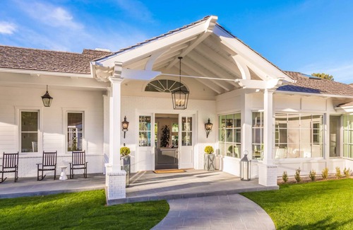 Covenant House | Luxury 5 Bedroom Estate with Pool + Views in Rancho Santa Fe