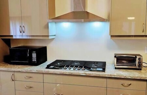 County of Brant House | Luxury 5BD 4BR Sleep 12 - Large Groups, Family, Events , Wedding near Brantford