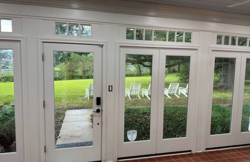 Missouri City House | Luxury 6 Bedroom Vintage Estate home sitting in 11 Acres inside Sienna