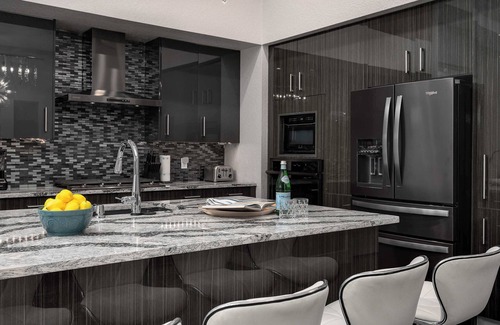 Reunion Apartment | Luxury 6BR Villa w Pool & Cinema, 4mi to Disney