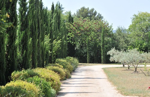 Merindol House | Luxury And Space In The Heart Of Provence