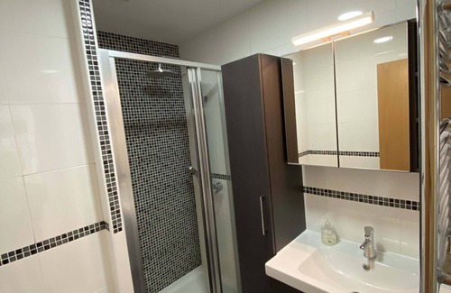 Sabadell Apartment | Luxury Apartment, 400m from the train station-BCN