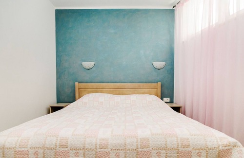 Zrnovnica Apartment | Luxury Apartment Lara Blue