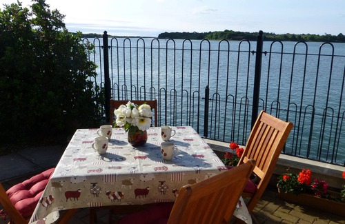 Newcastle Apartment | Luxury Apartment with Spectacular Mountain and Sea Views, The Quay, Dundrum