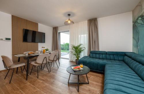 Ivanic-Grad Apartment | Luxury apartments Villa Wood with spa and heated pool NEW