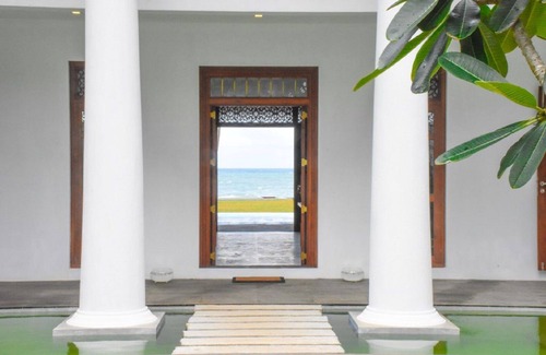 Galle Villa | Luxury beach front Villa in Galle!