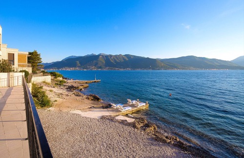 Krasici Villa | Luxury Beachfront House