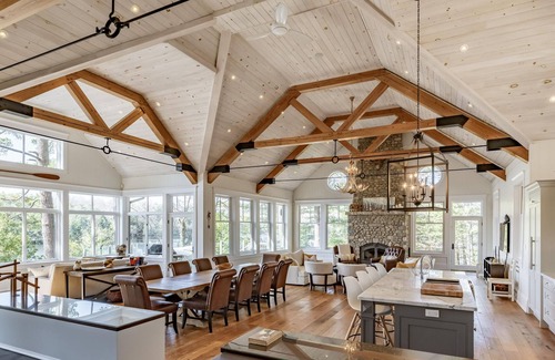 Rosseau Cottage | Luxury Build with Boathouse, SW Views on Lake Rosseau. 5 bdrms! Tesla Charger!