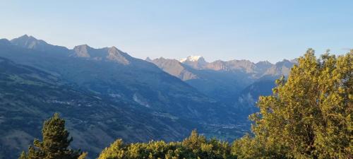 Montchavin Apartment | Luxury Central Apartment MONTCHAVIN