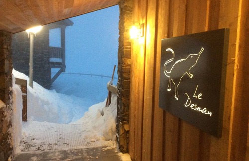 Guzet Neige Ski Chalet | Luxury Chalet Guzet Neige facing the slopes