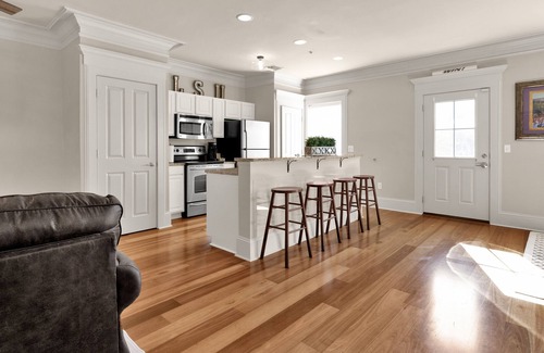 Highlands - Perkins Condo | Luxury Condo Steps from LSU Stadium/Campus