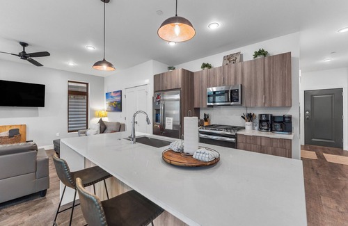 Willow Grove Condo | Luxury Condo w/Private Balcony for River Views & Access to Walking-Trails!