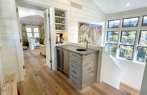 Seaside House | Luxury, Designer Home. Seaside, FL. Next To Chapel, Walk To Beach + 2 Bikes!